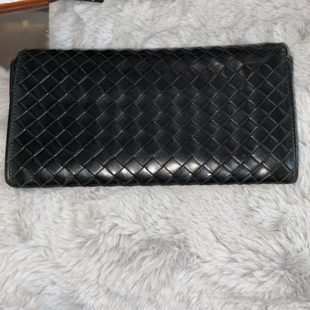 Bottega Veneta Black Woven Leather Wallet